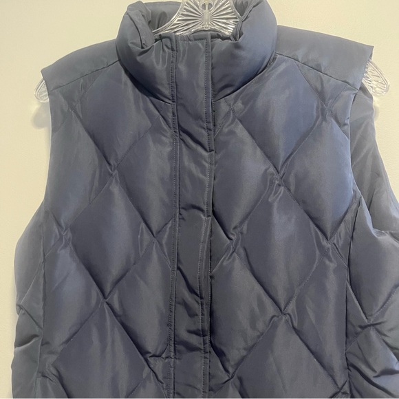 Brooks Brothers 346 Quilted Down Vest Navy Puffer Vest Classic Prep Outerwear - Picture 2 of 11